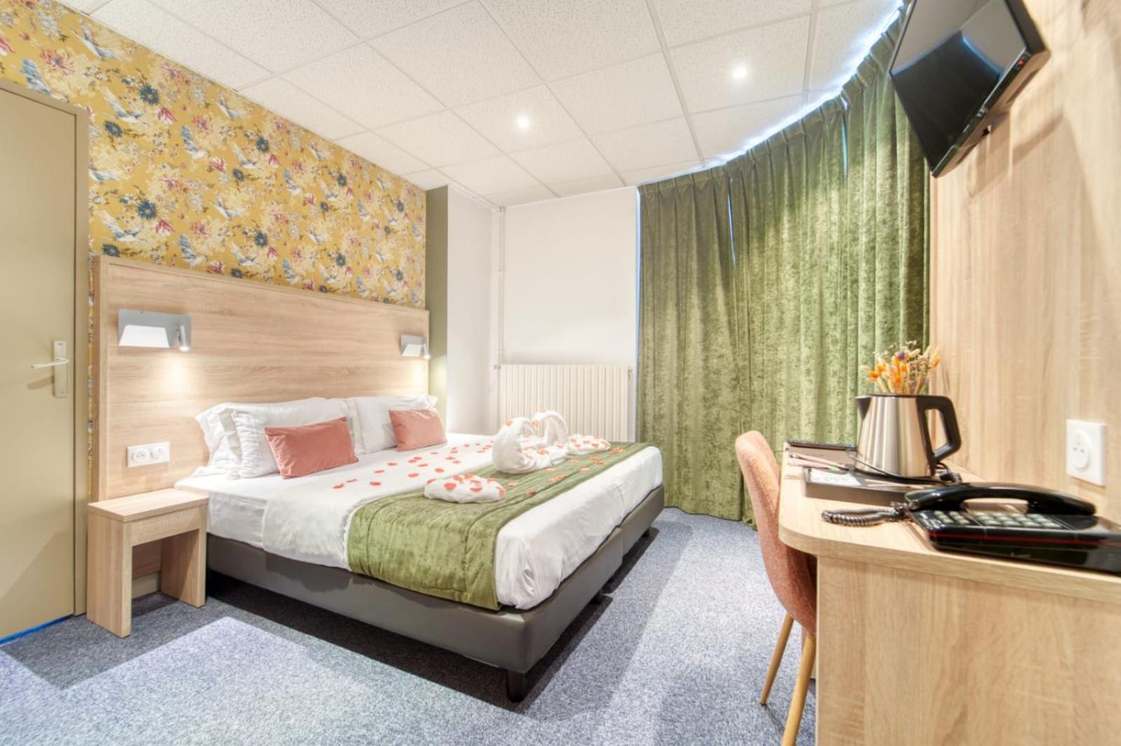 Hotel Escurial - Centre Gare Мец Экстерьер фото